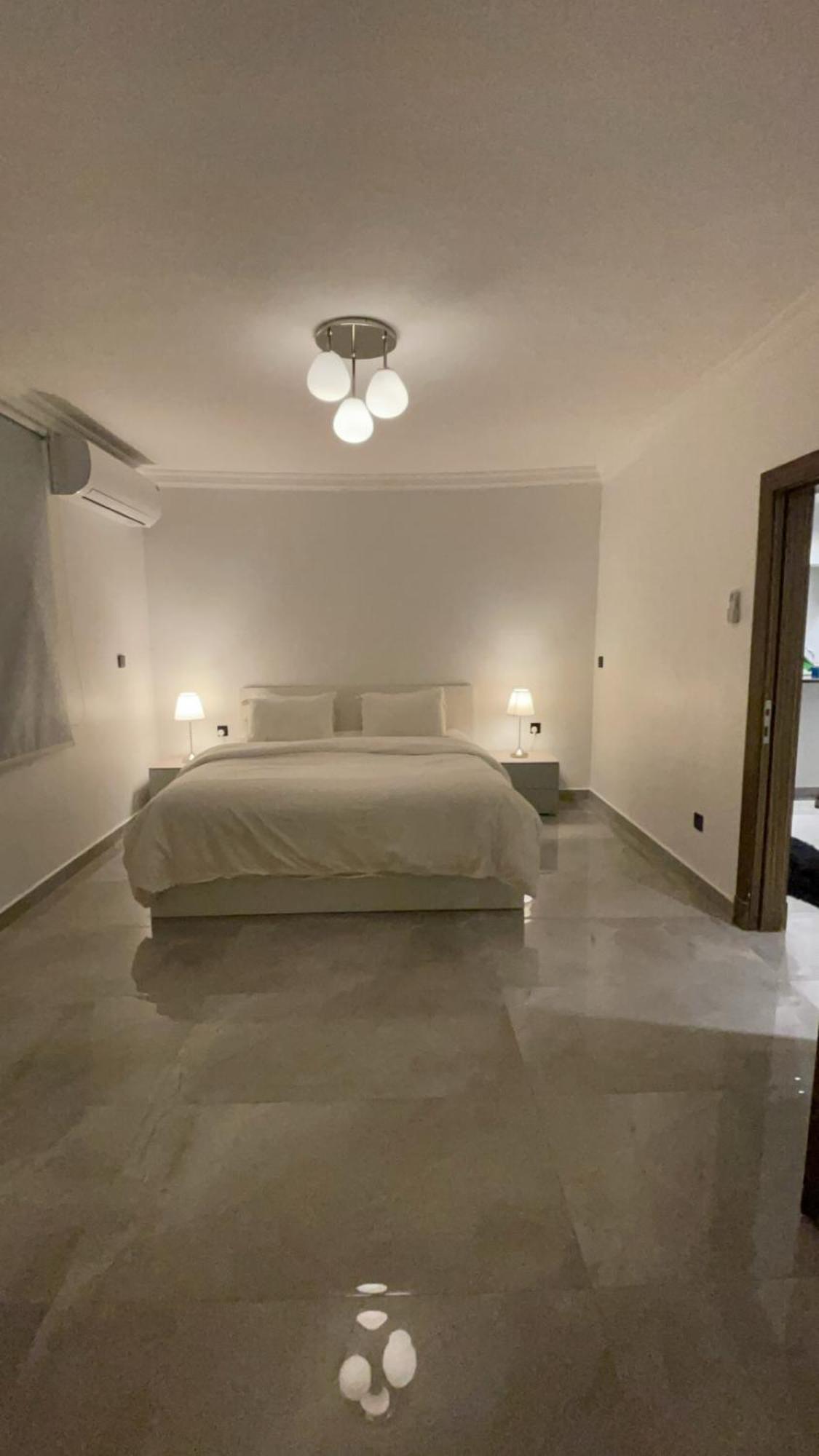 فيلا موقع مميز وإطلالة على المسبح Riad Exterior foto