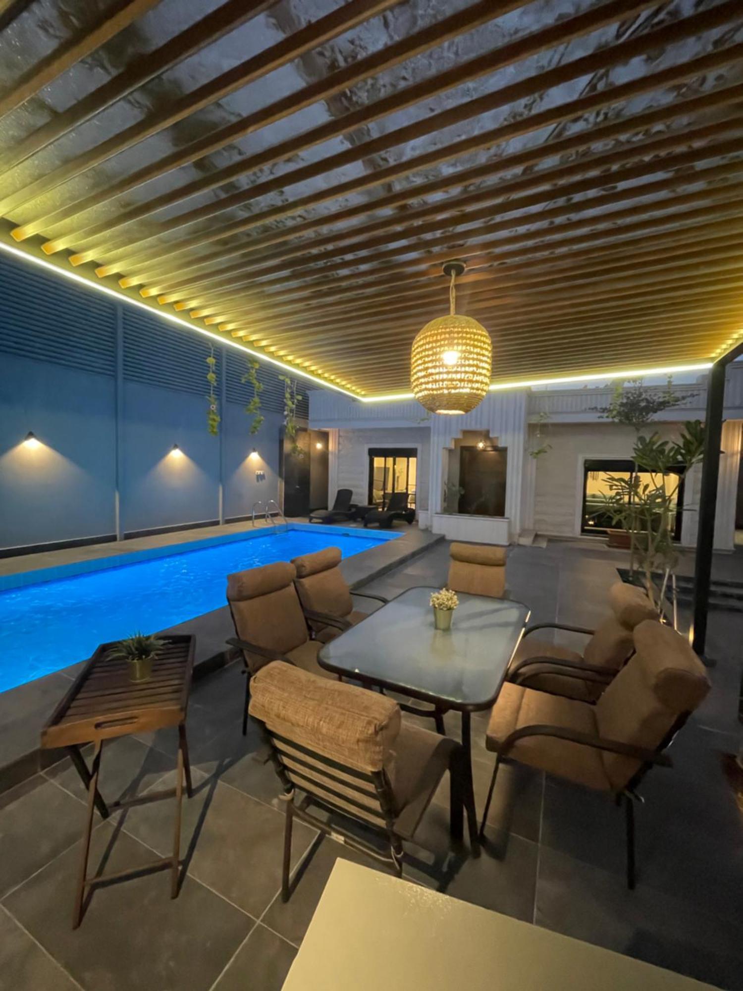 فيلا موقع مميز وإطلالة على المسبح Riad Exterior foto